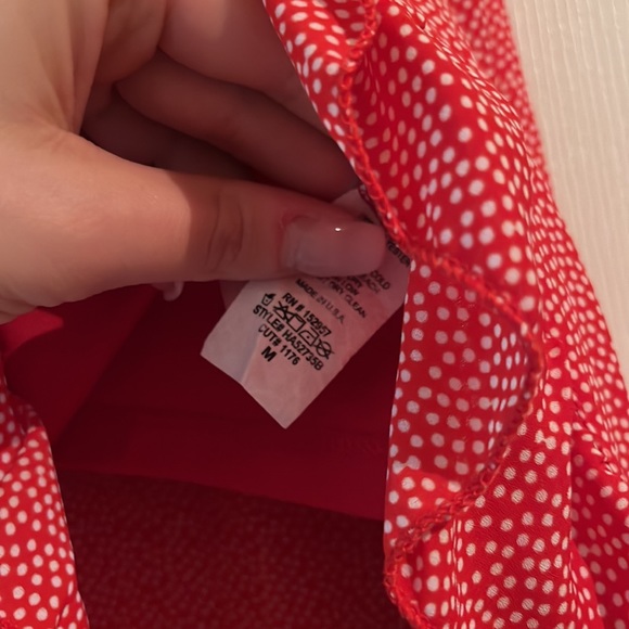 Red MIDI Skirt - Picture 4 of 5